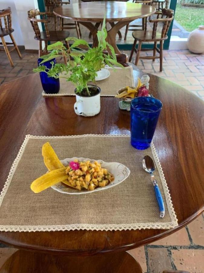 Hotel Don Ernesto By La Chimba San José Eksteriør billede