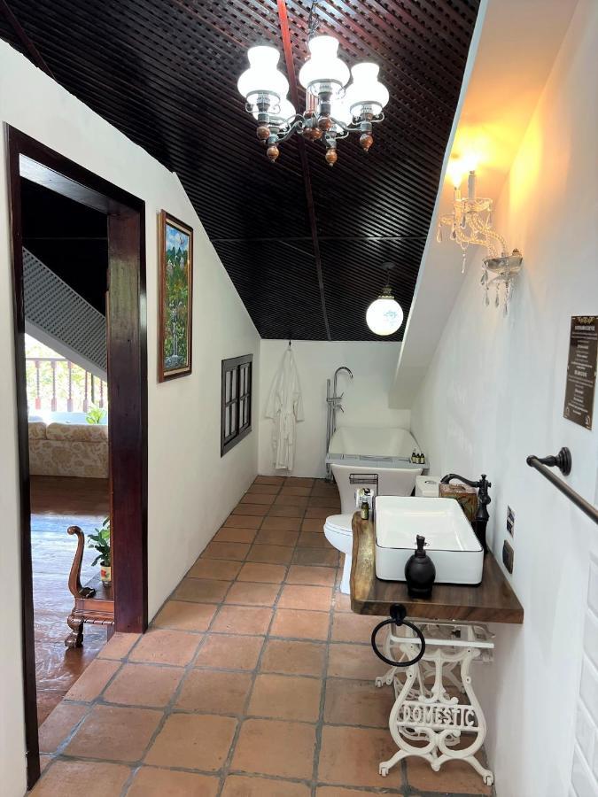Hotel Don Ernesto By La Chimba San José Eksteriør billede